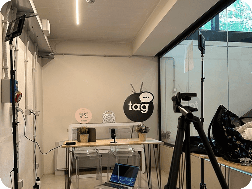 Set setup and equipment for the JEToast podcast video production
